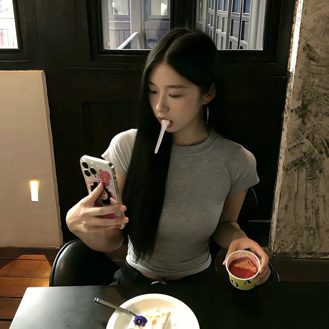 蕾哈娜内衣秀3